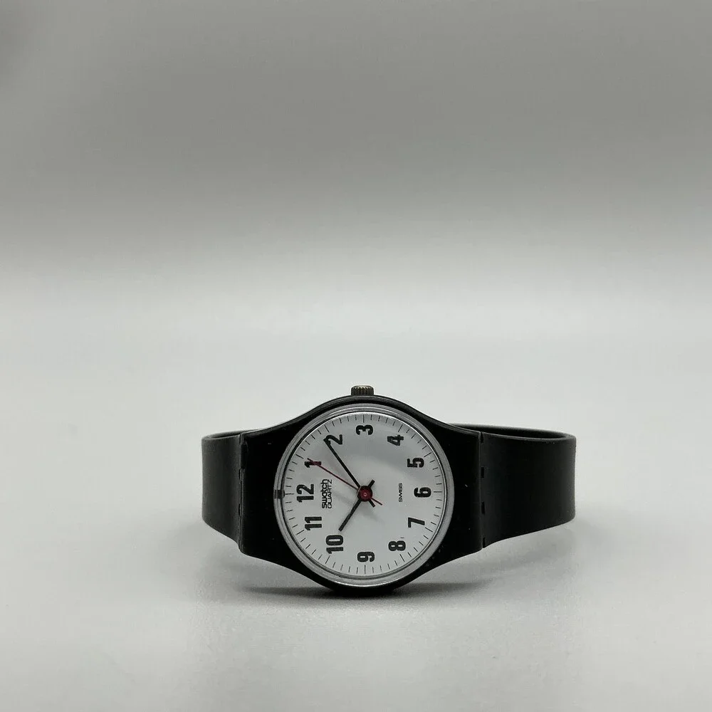 Swatch Something New Womens Watch 25mm Black Rubber Swiss Made New Battery